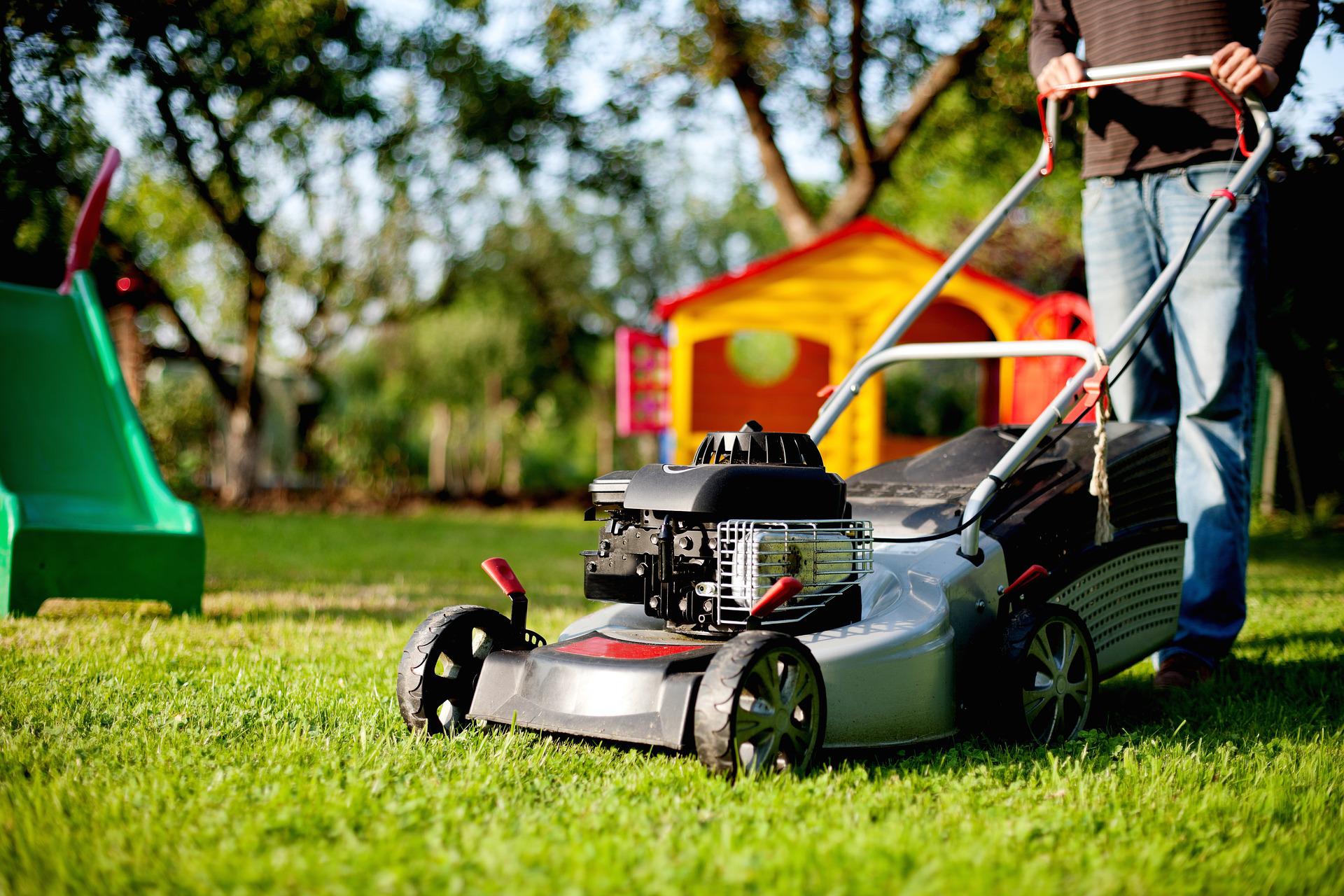 Lawn Care Servicess in Douglas GA